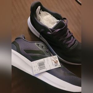 Adidas runfalcon 5 size 10